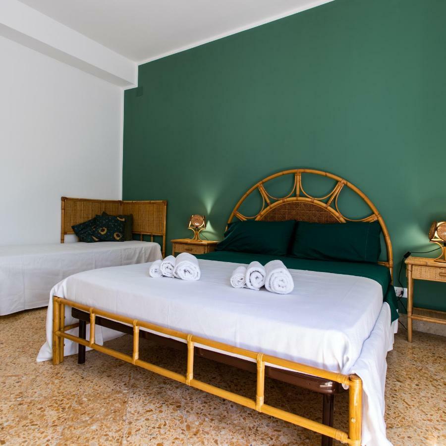Villa Aurora Mondello Addaura Екстер'єр фото