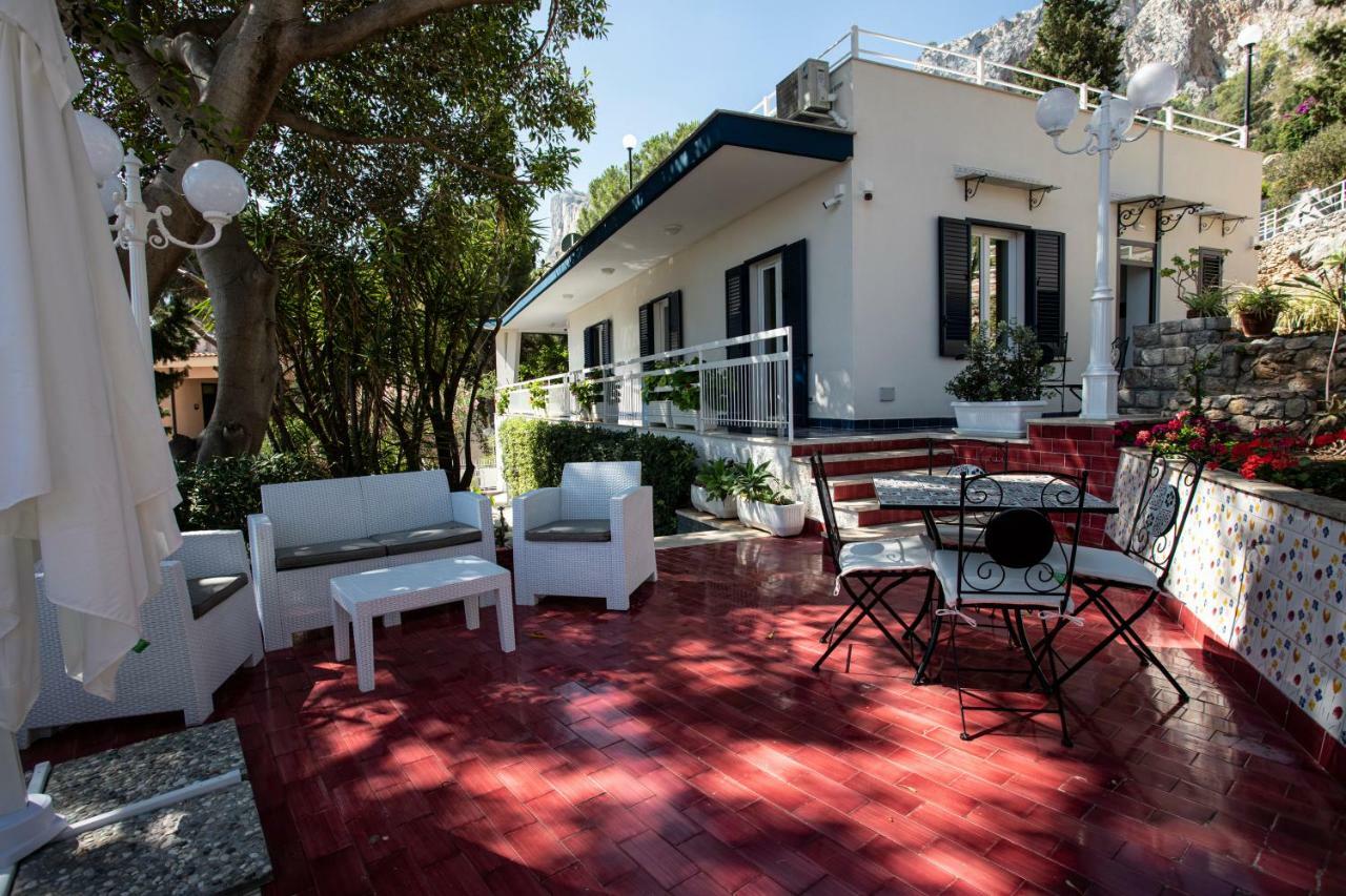 Villa Aurora Mondello Addaura Екстер'єр фото